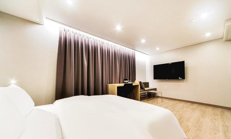 Centro Hotel Chilgok Eksteriør bilde