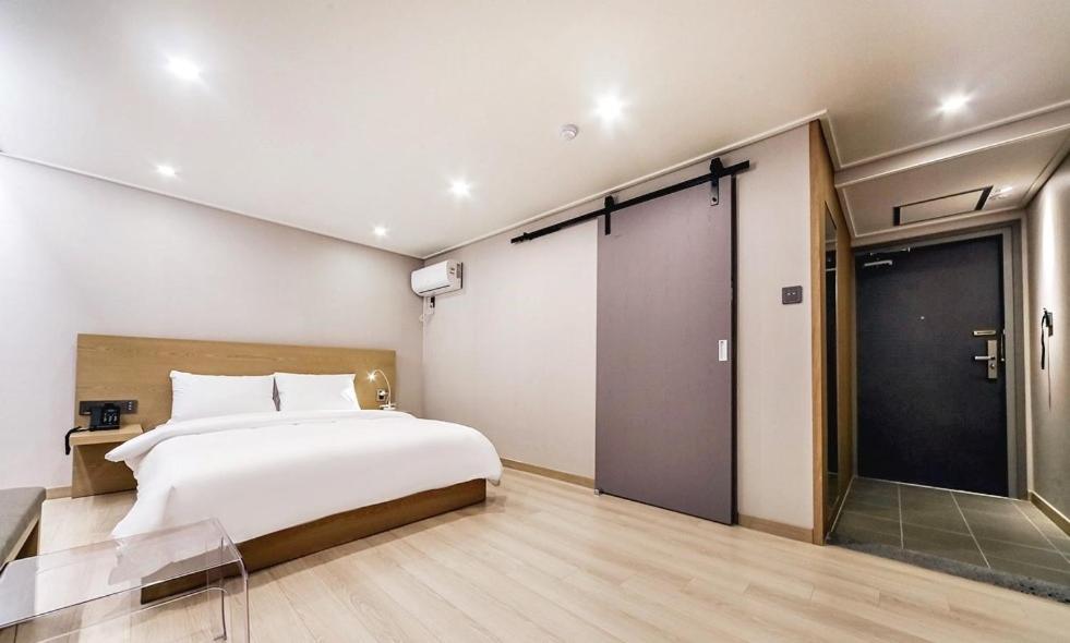 Centro Hotel Chilgok Eksteriør bilde